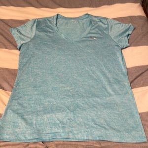 Under Armour blue vneck, Medium, EUC